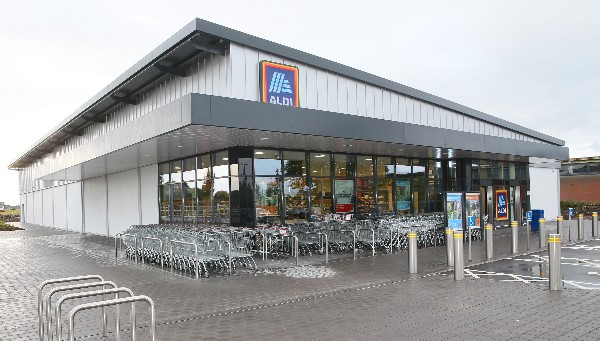 Aldi Ireland to Pass on VAT Reduction to Consumers