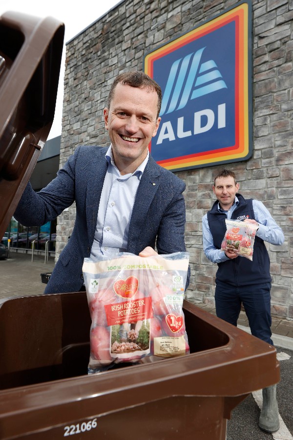 Aldi is the first retailer in Ireland to introduce 100% home compostable bags for Irish Rooster Potatoes