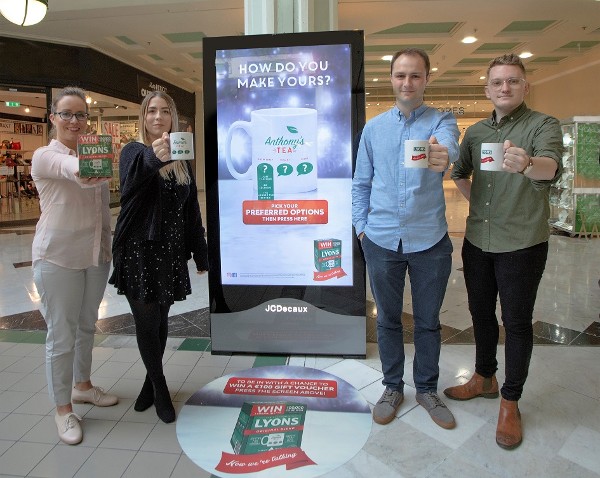 Lyons Tea serves the ‘Perfect Cuppa’
