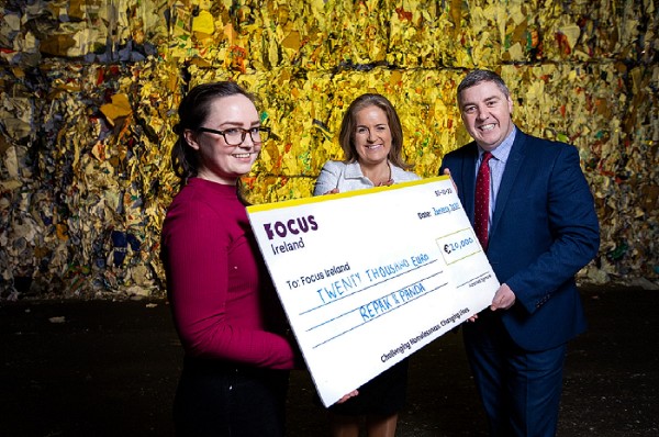 Repak and Panda raise €20,000 for Focus Ireland in Dublin city plastic recycling initiative