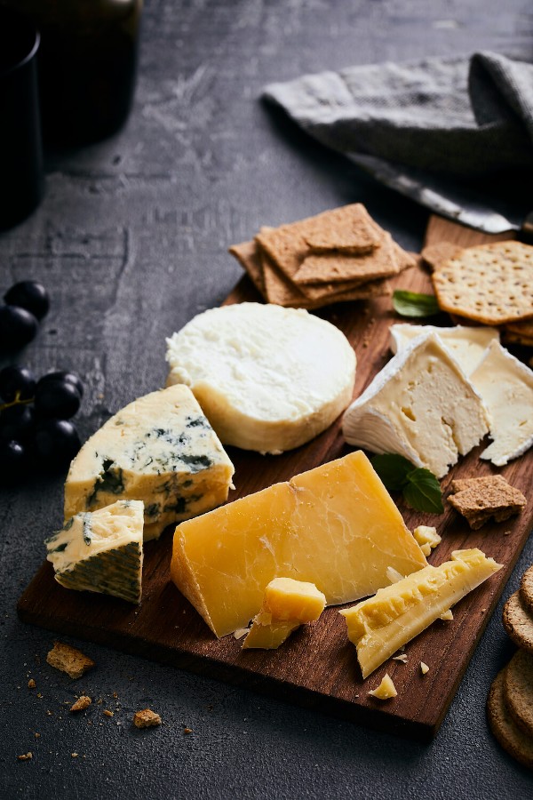 Irish Farmhouse Cheese sector calls for retailer and consumer support with fears of 75% drop in sales