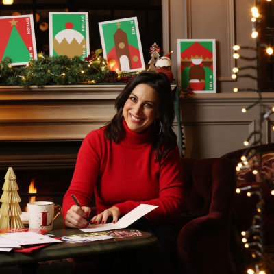 Lucy Kennedy Sends Love to Her ‘Living With Lucy’ Family as An Post encourages early Christmas posting