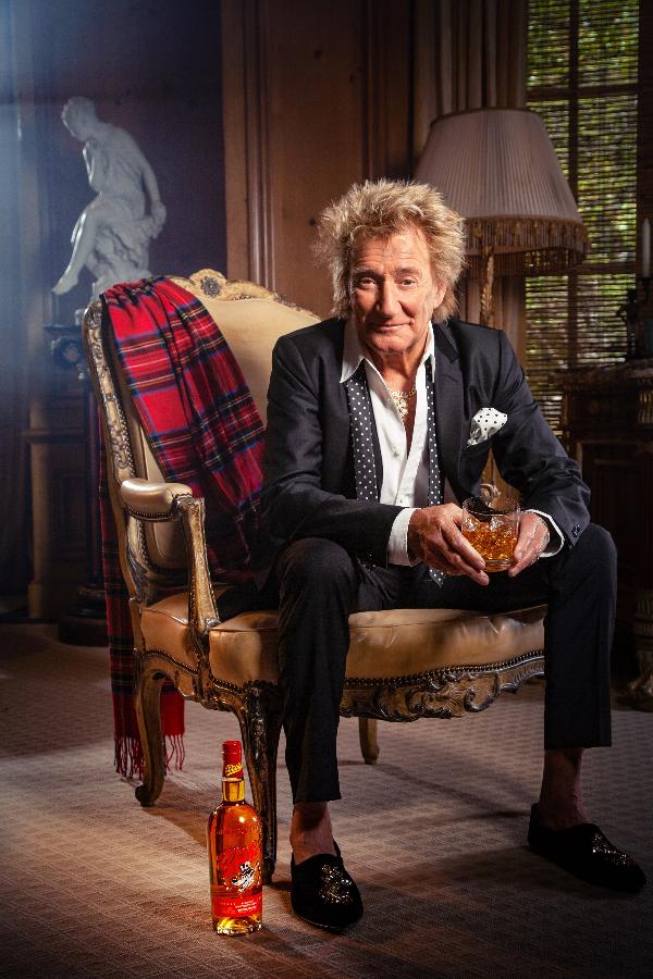 Barry & Fitzwilliam have been appointed as the Irish distributor for legendary rockstar Sir Rod Stewart's new whisky Wolfie's